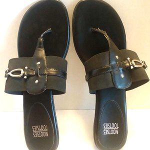 Mootsies Tootsies Black Thong Sandals
